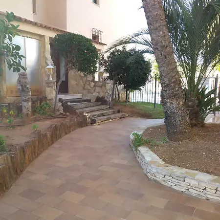 Retiro 8 아파트